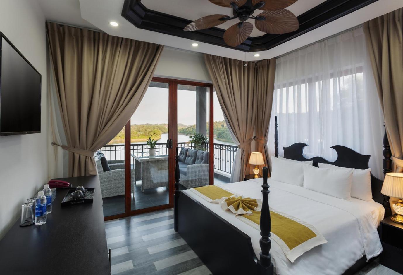 Phong Nha Lake House Resort מראה חיצוני תמונה
