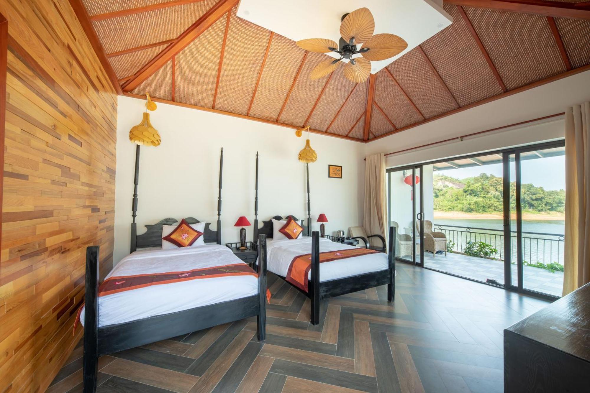 Phong Nha Lake House Resort מראה חיצוני תמונה