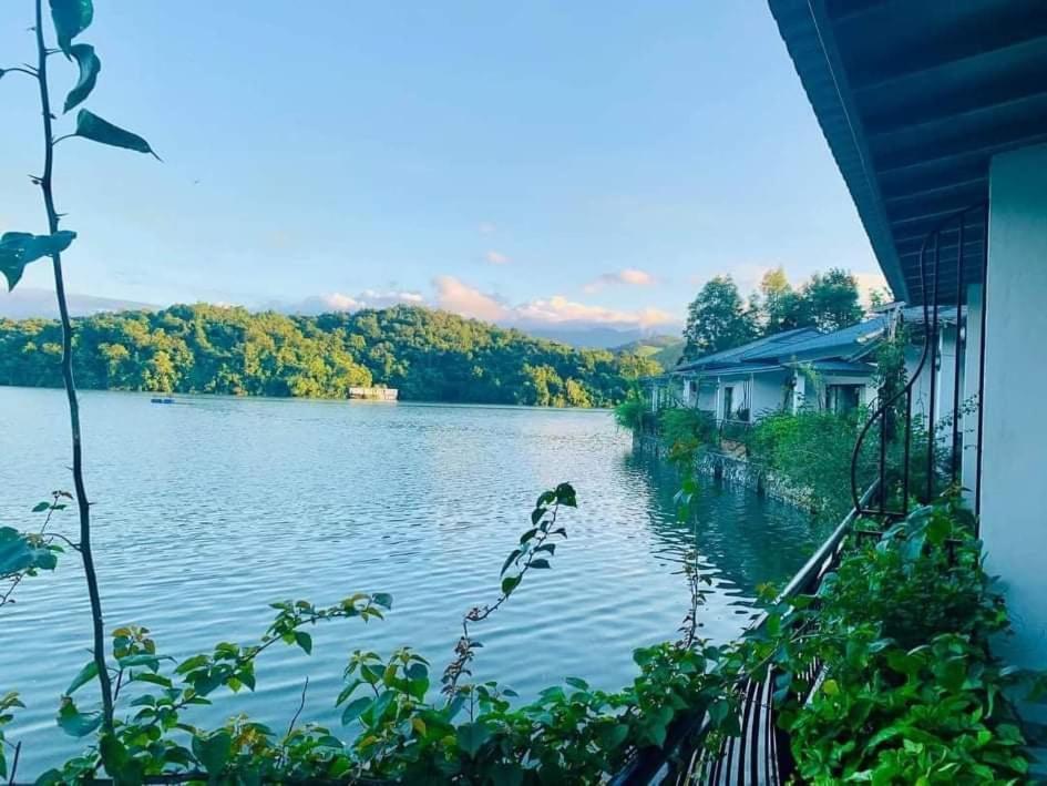 Phong Nha Lake House Resort מראה חיצוני תמונה